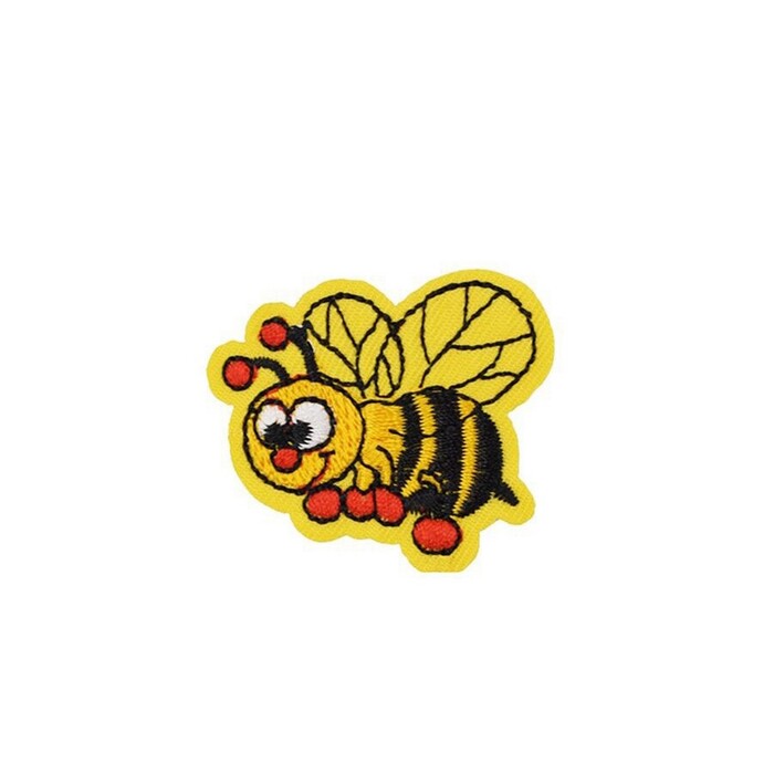 Термоаппликация вышитая "Пчелка" 4*3,5 см