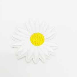 Термоаппликация «Цветок», 5 × 5 см, цвет белый